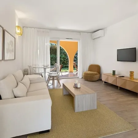 Spacious St-tropez - Terrace Garden Appartement *